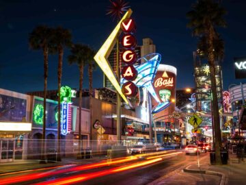 Kuinka pitkä on Las Vegasin kuuluisa Strip